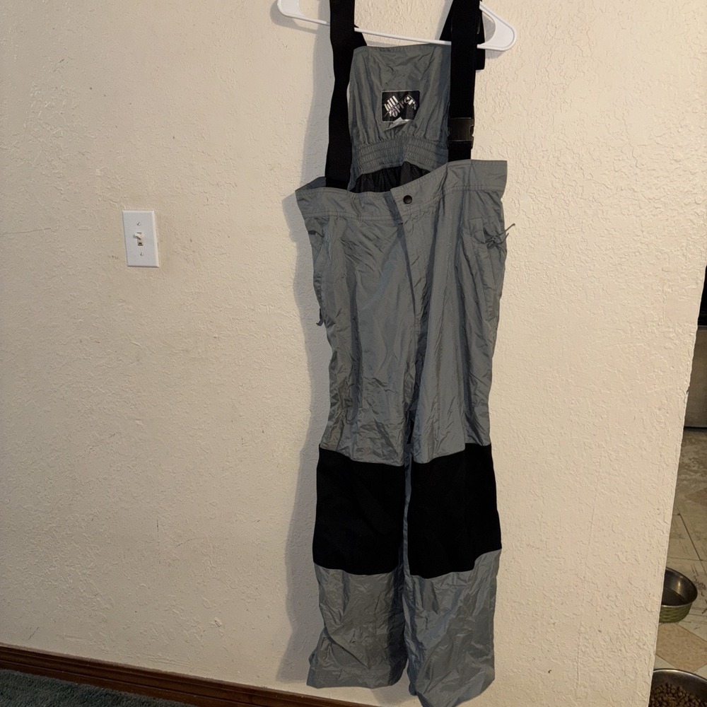 Hill Toppers Men's Small Black And Grey Insulated Ski Bib Pants READ DES